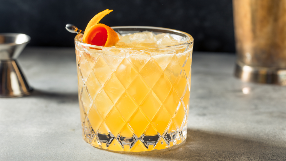 Whisky Sour Recipe | Blue Ocean Wine House Sdn Bhd